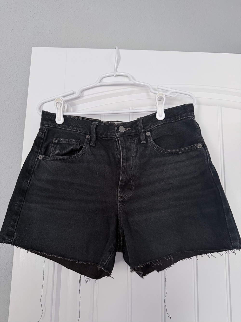 Universal Thread Black High-Rise Cutoff Denim Shorts